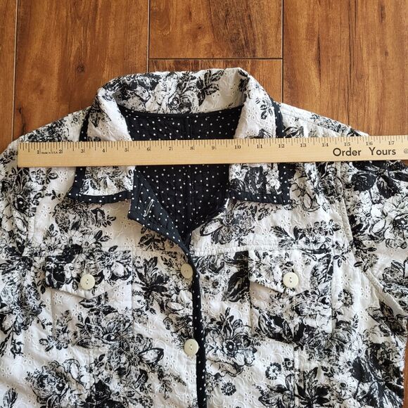 Reversible Quilted Jacket Womens Black White Floral Polka Dot Button Front Med - Picture 9 of 12